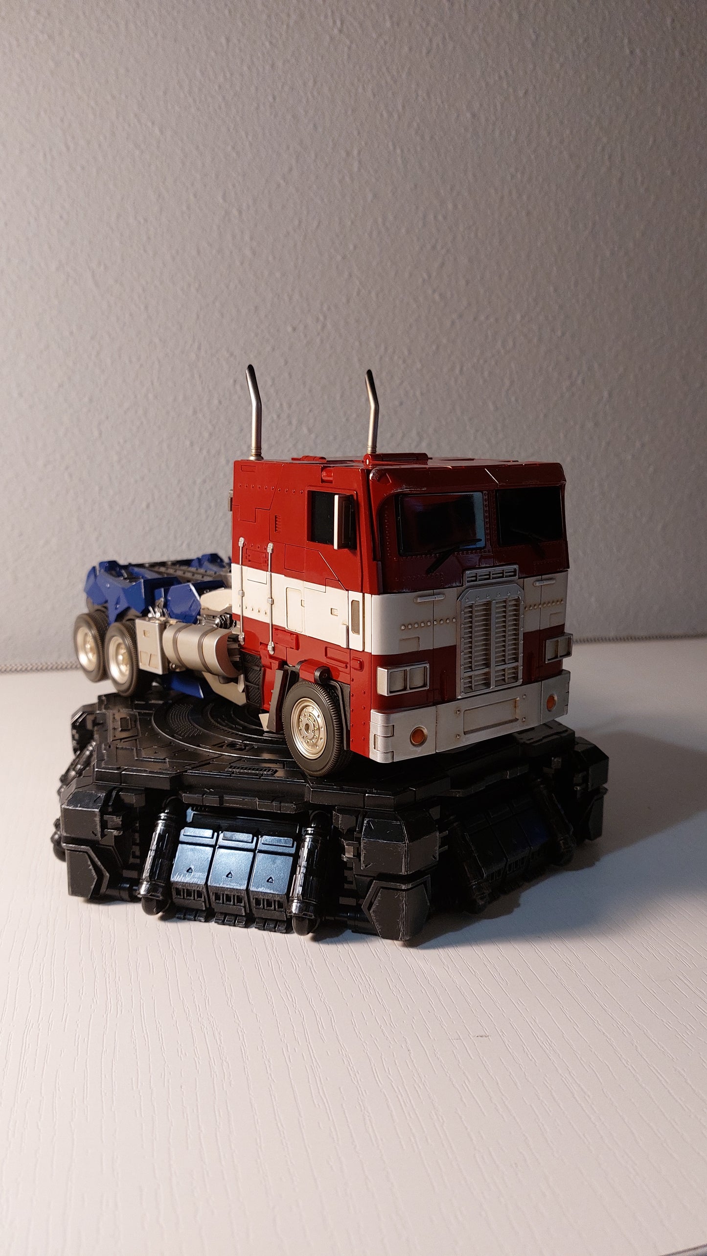 MM-01 Optimus Prime